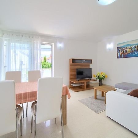 Apartment Anja Krk Town Kültér fotó